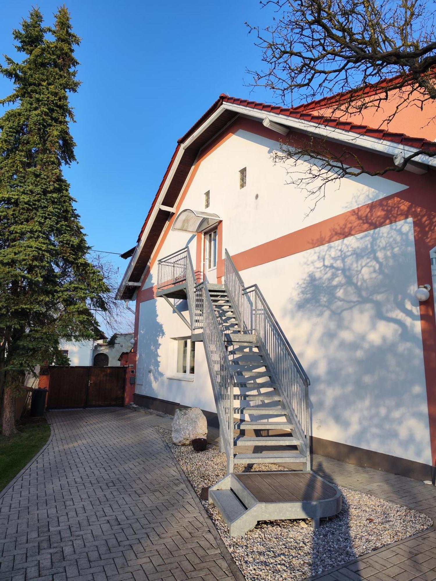 Apartman Ptice Zewnętrze zdjęcie